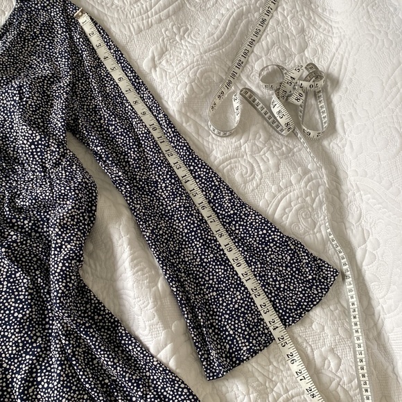 Roxy bell sleeve sundress - Picture 9 of 10